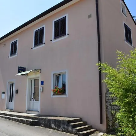 Erika Apartament Brtonigla